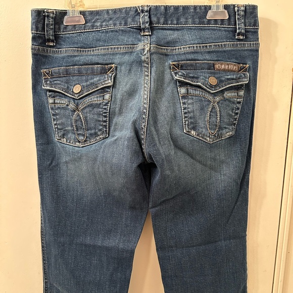 Vintage 2010s Calvin Klein Low Rise Boot Cut Jeans. Size 8 - Picture 3 of 5
